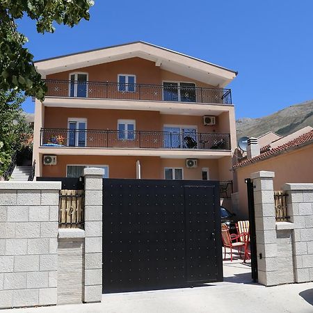 Mango Apartments Τρέμπινιε Εξωτερικό φωτογραφία
