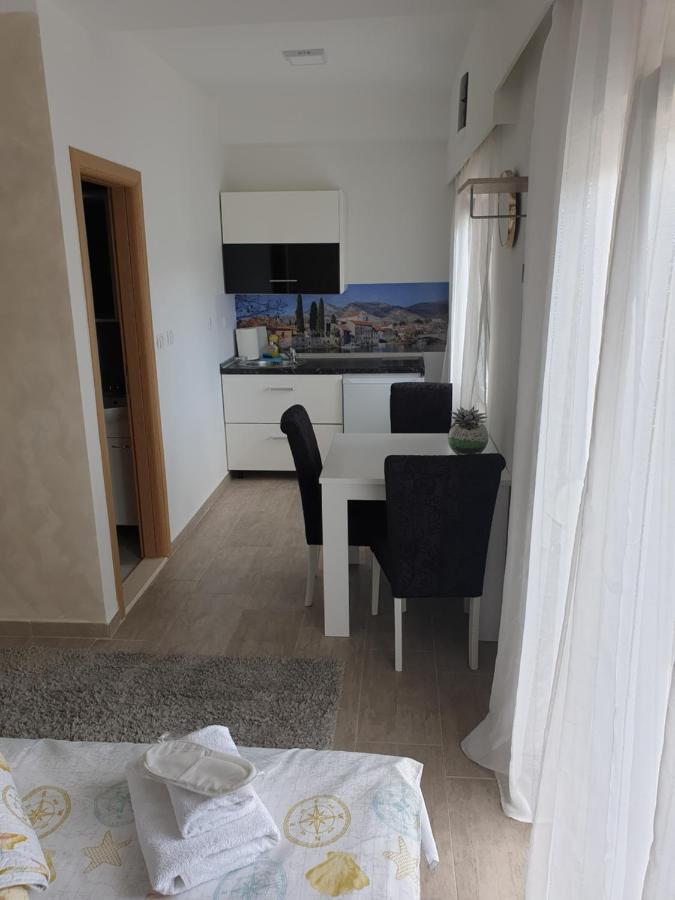 Mango Apartments Τρέμπινιε Εξωτερικό φωτογραφία