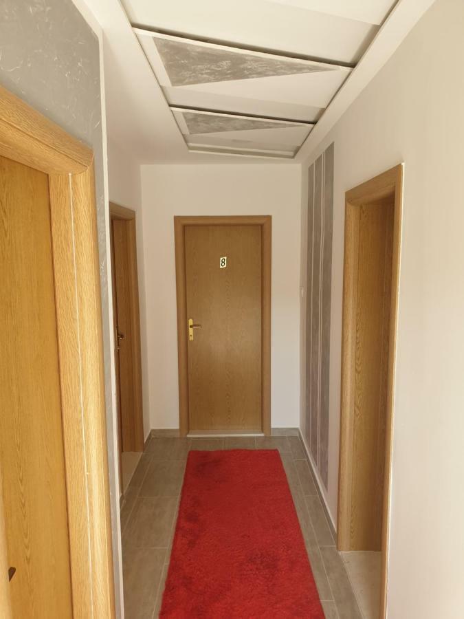 Mango Apartments Τρέμπινιε Εξωτερικό φωτογραφία